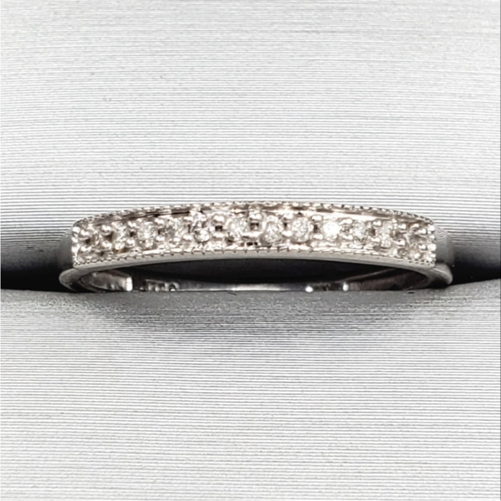 10k Solid White Gold Genuine Round Diamond Wedding Band Ring
